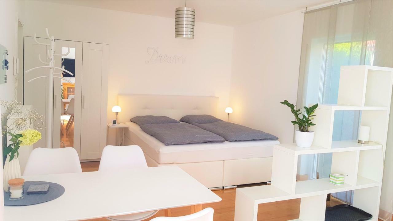 Apartment Am Paradies - 10 Minuten Fussweg Zur Innenstadt Limburg an der Lahn Exterior foto